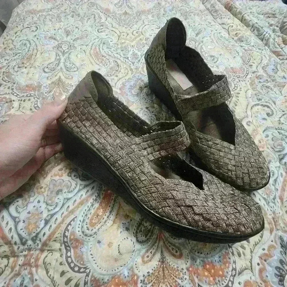 Bare Traps women's clog style shoe size 7 - Picture 4 of 8